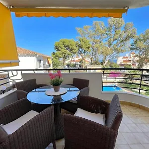 https://kittys-beach-house.1costadelsol.com